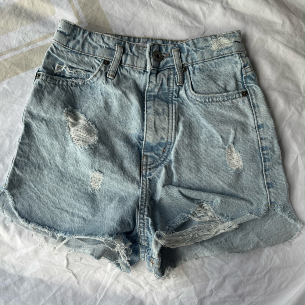 Zara short